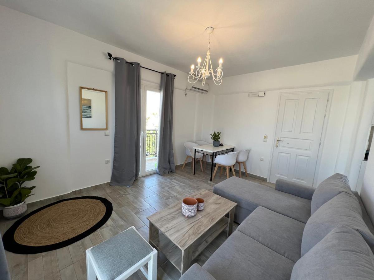 Filia Suite-Apartment Agia Anna  Dış mekan fotoğraf